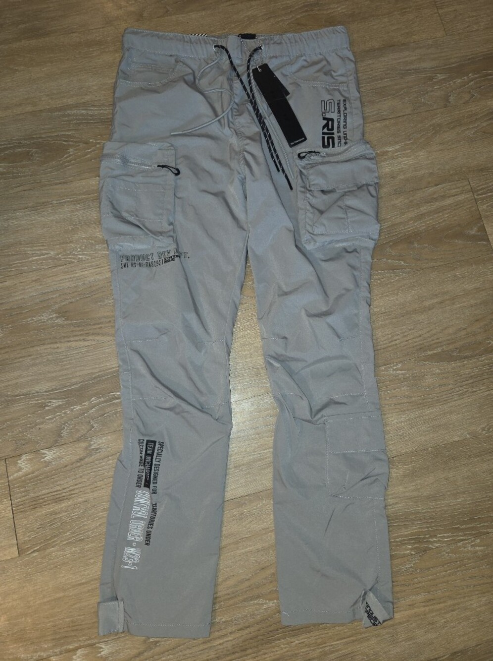 SMOKE RISE Buckle Light Gray Men’s Cargo Pants NWT